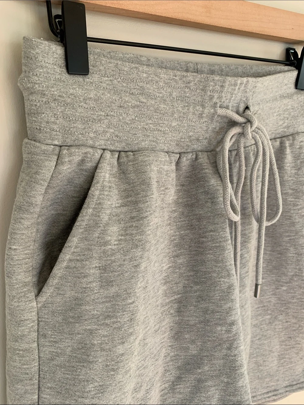ALO Yoga High Waist Easy Sweat Shorts Grey Size Small Long Length Sporty Gym